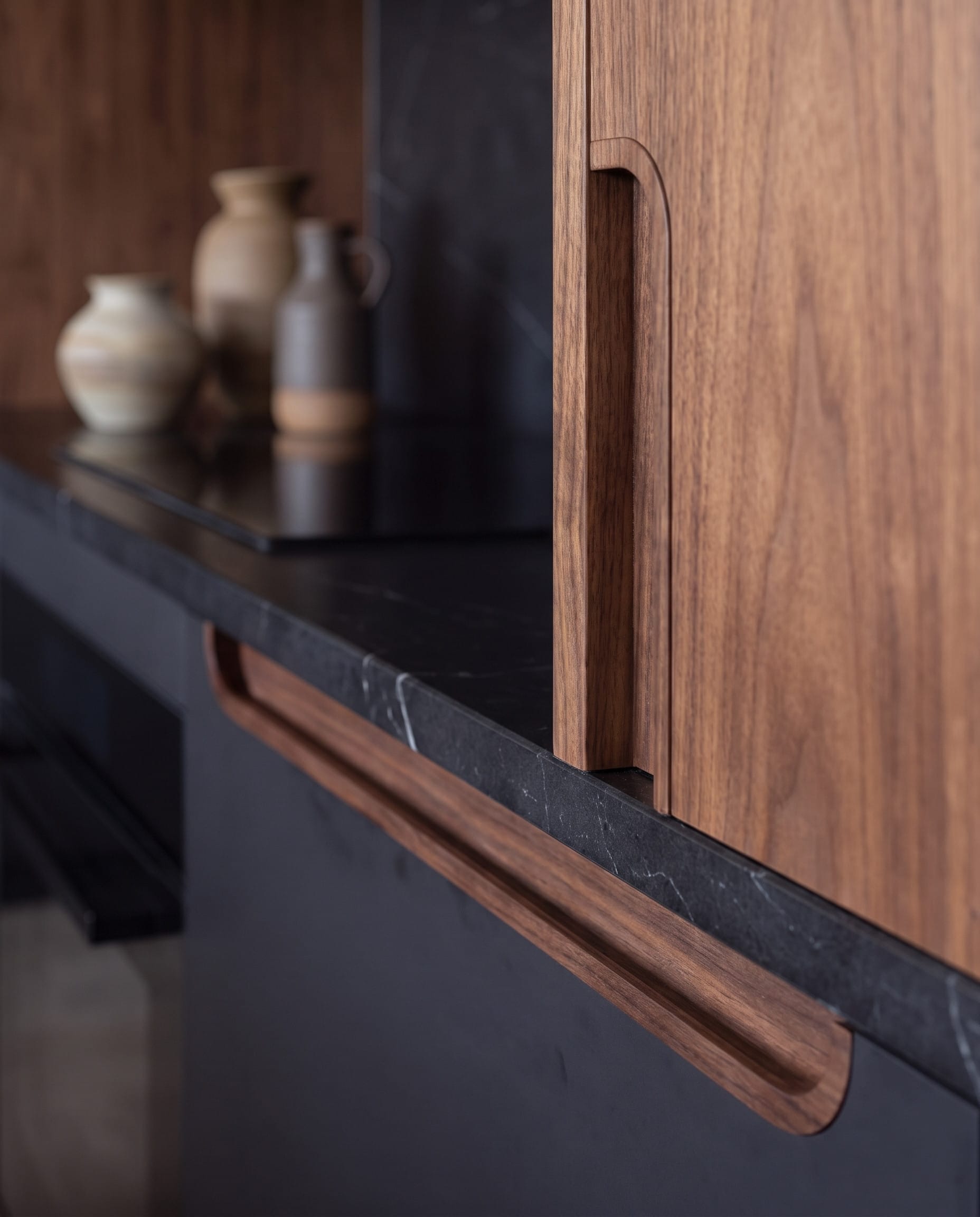 Nero Veined Kitchen: material detail